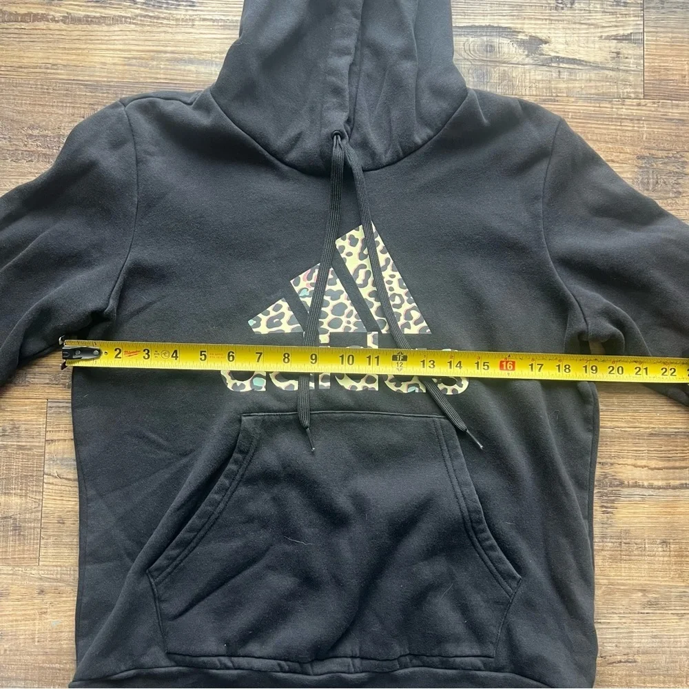 Adidas Girls Black Hoodie Sweatshirt Cheetah Print Logo Size Large - Picture 3 of 7